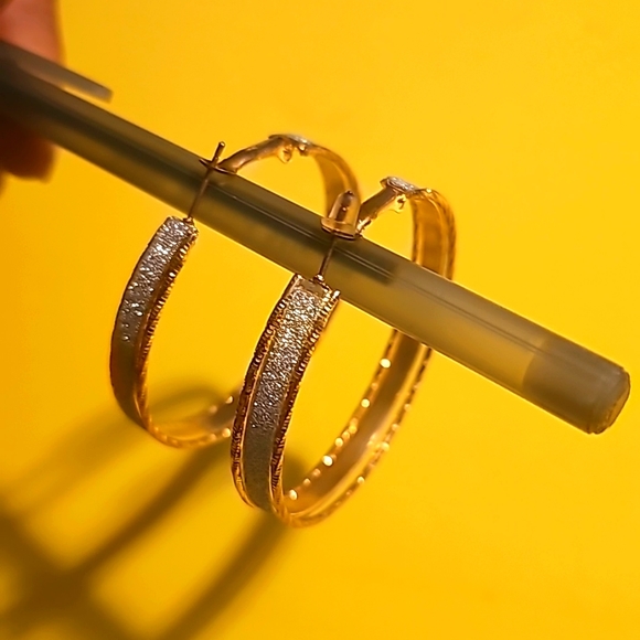 Gold-Plated Sparkling Hoop Earrings (Pierce Post). - Picture 3 of 4